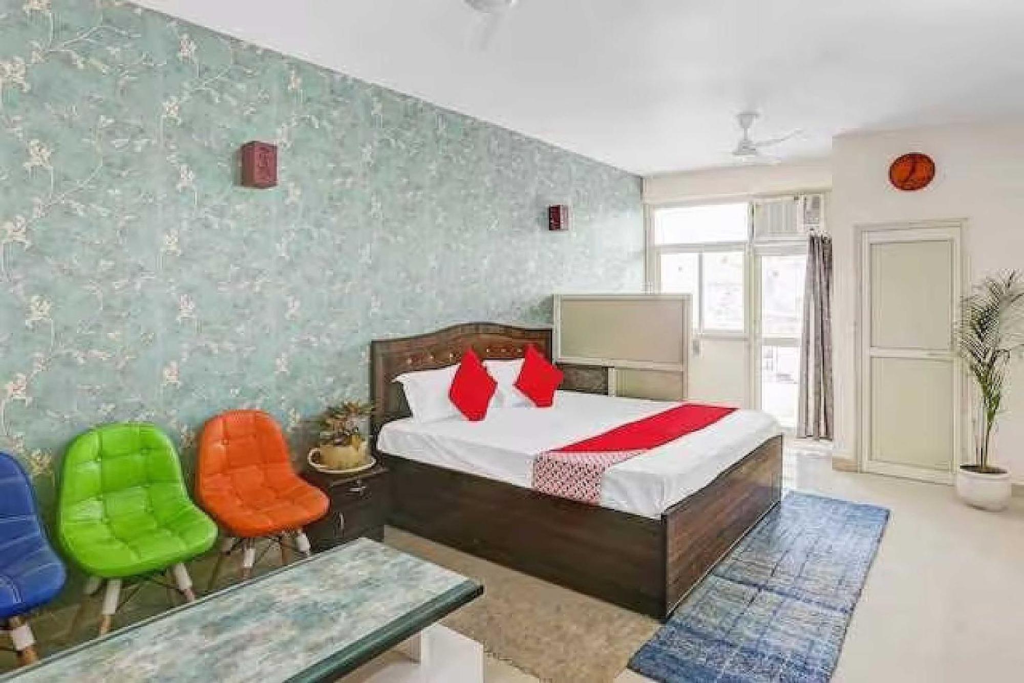 Hotel O Krishna Orchid Near Noida Sector 81 Metro Station מראה חיצוני תמונה
